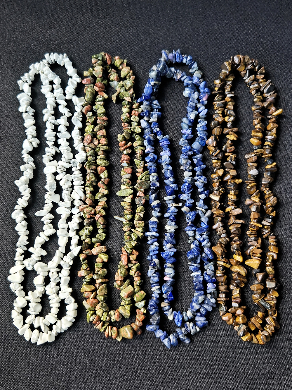 VTG 90s Natural Gemstone Howlite/Unakite/Sodalite/Tigers Eye Necklaces Set of 4